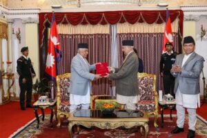 वार्षिक प्रतिवेदन सरकारले राष्ट्रपतिसमक्ष बुझायो