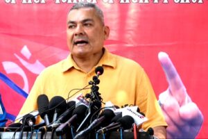 दुर्गा प्रसाईको गम्भिर आरोप : ट्रकबाट बरामद २५ करोड पैसा माओवादीका भएको दावी