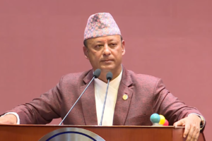 ऊर्जामन्त्री खड्काको घोषणा : अब साँझमा लोडसेडिङ हुँदैछ