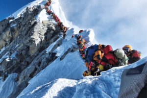 सात समूहलाई सगरमाथा आरोहणको अनुमति