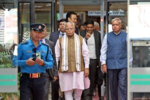 नेपाल आइपुगे भारतका विद्युत् मन्त्री