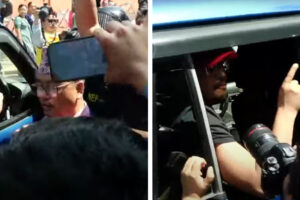 राप्रपाका सांसदले गरे सिंहदरबारमै प्लेकार्ड प्रदर्शन, लिङ्देन र शाही सिंहदरबार गेटबाटै गिरफ्तार