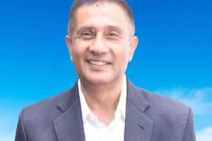 प्रशासकीय अधिकृत गुरागाईंलाई रोक्न मेयर बालेनले गरे नगर प्रहरी तैनाथ, स्वागत गर्न महानगर कर्मचारी भने गेटमा