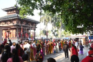 चैते दसैँ : देशभरका शक्तिपीठमा भक्तजनको बिहानैदेखि भीड