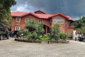 बुढानीलकण्ठमा कांग्रेसका पदाधिकारी, पूर्वपदाधिकारी र मन्त्रीको बैठक जारी