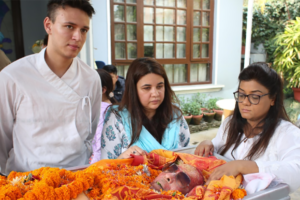 राप्रपा सांसद दीपक बोहराको शव श्रद्धाञ्जलीका लागि बालुवाटारमा