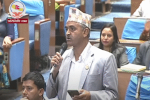 एमालेमा खराजकता बढ्योः पूर्वराजा र उनका संवाद सचिवलाई कारबाही गर्न माग