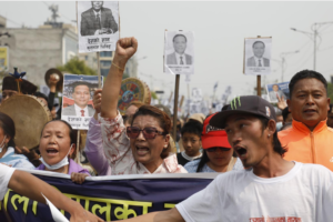 कुलमान घिसिङको समर्थनमा काठमाडौंमा प्रदर्शन