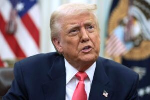 नयाँ करका निर्णय कार्यान्वयनको घोषणा गर्दै डोनाल्ड ट्रम्प : लाखौंले रोजगारी गुमाउने