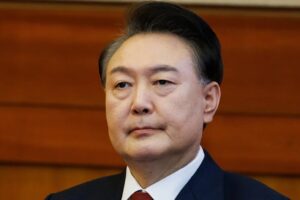 दक्षिण कोरियाका राष्ट्रपति पदबाट बर्खास्त