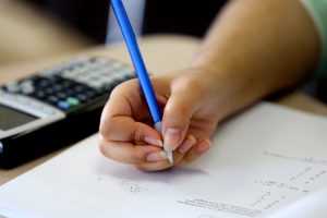 काठमाडौं वर्ल्ड स्कुलले कक्षा १२ को प्रश्नपत्र ‘आउट’ गरेको खुलासा, छानबिन सुरू