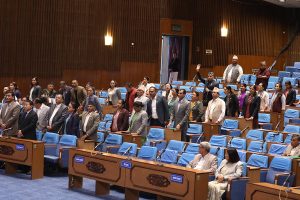 फुकेन सदनको गाँठो, बैठक भोलि १ बजेलाई सर्‍यो