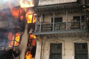 मखनटोलको आगलागी छानबिनका लागि समिति बनाउन उपमेयर सुनिता डंगोलको निर्देशन