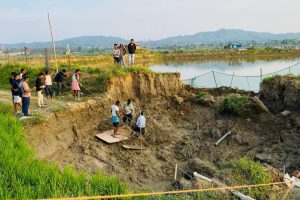 हेटौंडामा जमिनमुनि भासिएर बेपत्ता गाडी अझै भटिएन, भूगर्भविद्को अनुसन्धान जारी