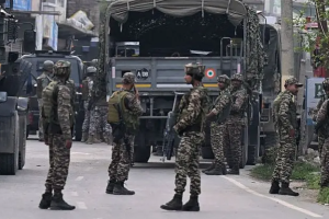 भारत–पाकिस्तान लडाइमा ४४ जनाको मृत्यु