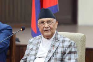 मधेश प्रदेशमा एकैपटक ६४ सडक शिलान्यास गर्दै प्रधानमन्त्री ओली