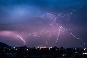 के हो चट्याङ ? कसरी बच्ने?