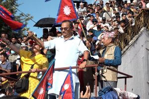 राजावादीहरुले आज माइतीघर क्षेत्रमा प्रदर्शन गर्दै