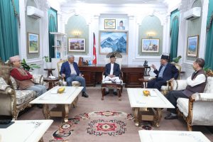 तीन दलका शीर्ष नेताबीच जुटेन सहमति